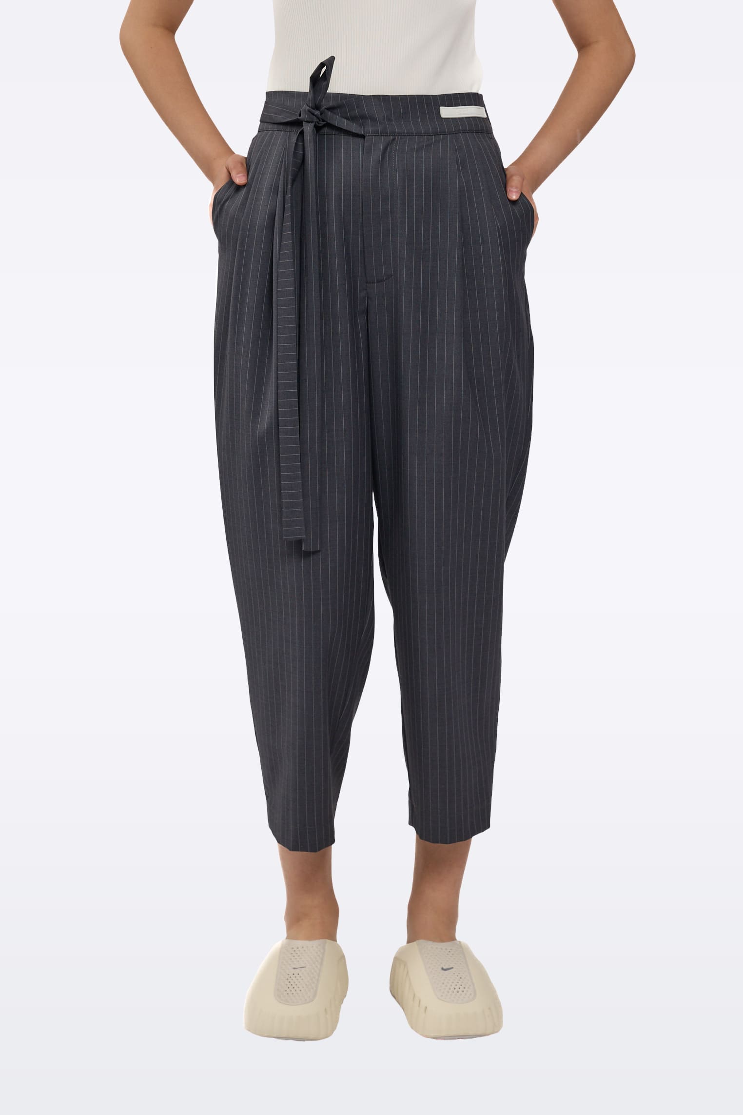 Gray striped trousers P0096/Wool