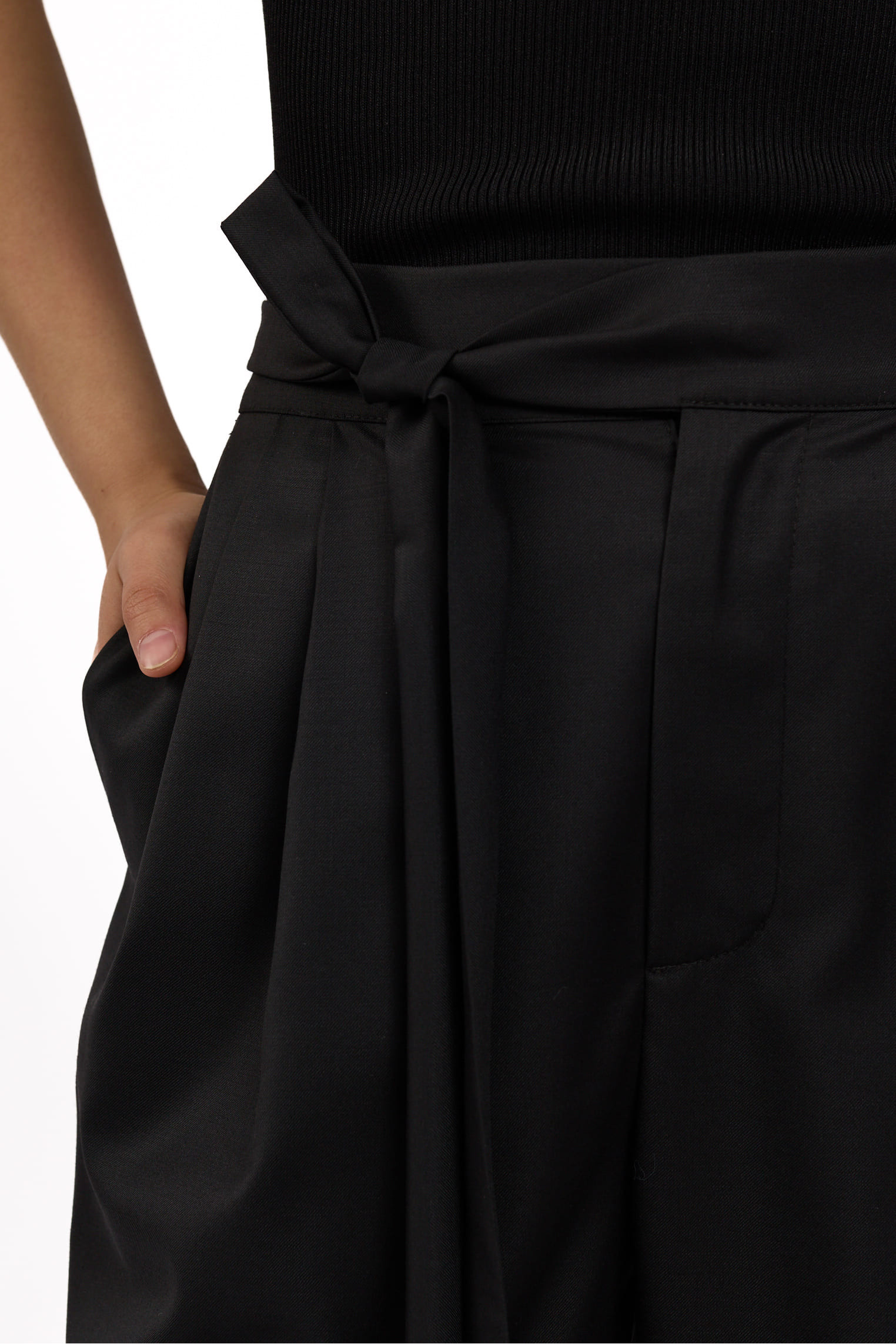 Black trousers P0096/Wool